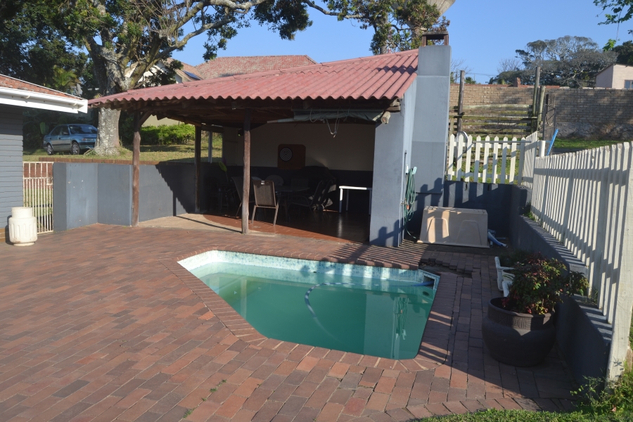 4 Bedroom Property for Sale in Scottburgh Central KwaZulu-Natal