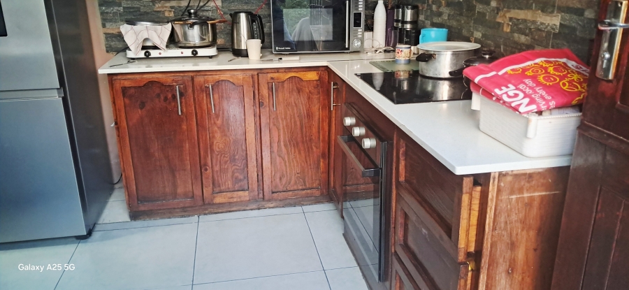 3 Bedroom Property for Sale in Kwandengezi KwaZulu-Natal