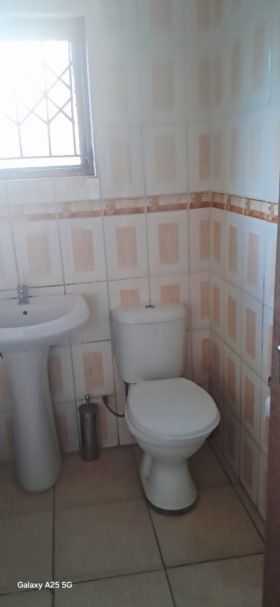 3 Bedroom Property for Sale in Kwandengezi KwaZulu-Natal