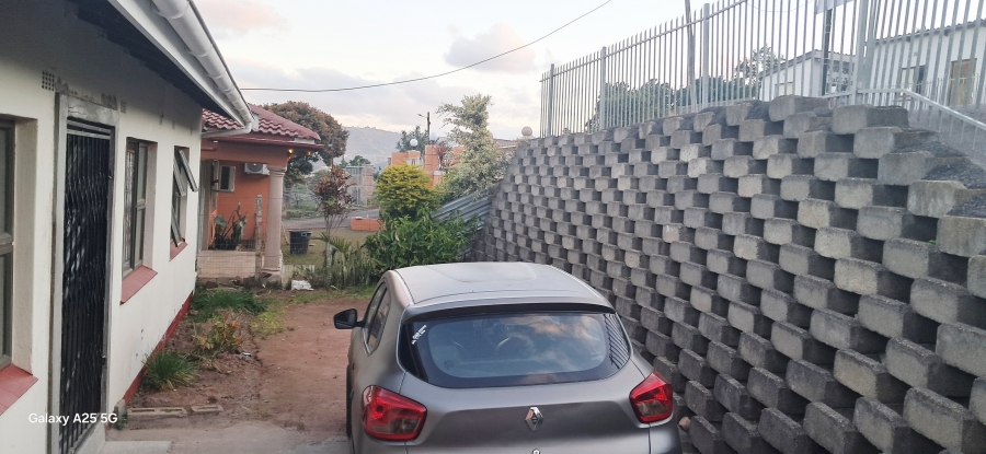 3 Bedroom Property for Sale in Kwandengezi KwaZulu-Natal