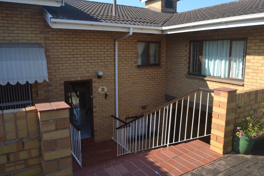 2 Bedroom Property for Sale in Scottburgh Central KwaZulu-Natal