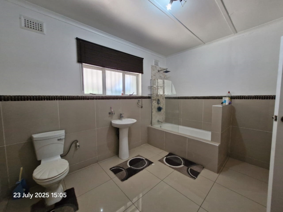 3 Bedroom Property for Sale in Escombe KwaZulu-Natal