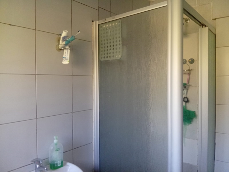 6 Bedroom Property for Sale in Escombe KwaZulu-Natal
