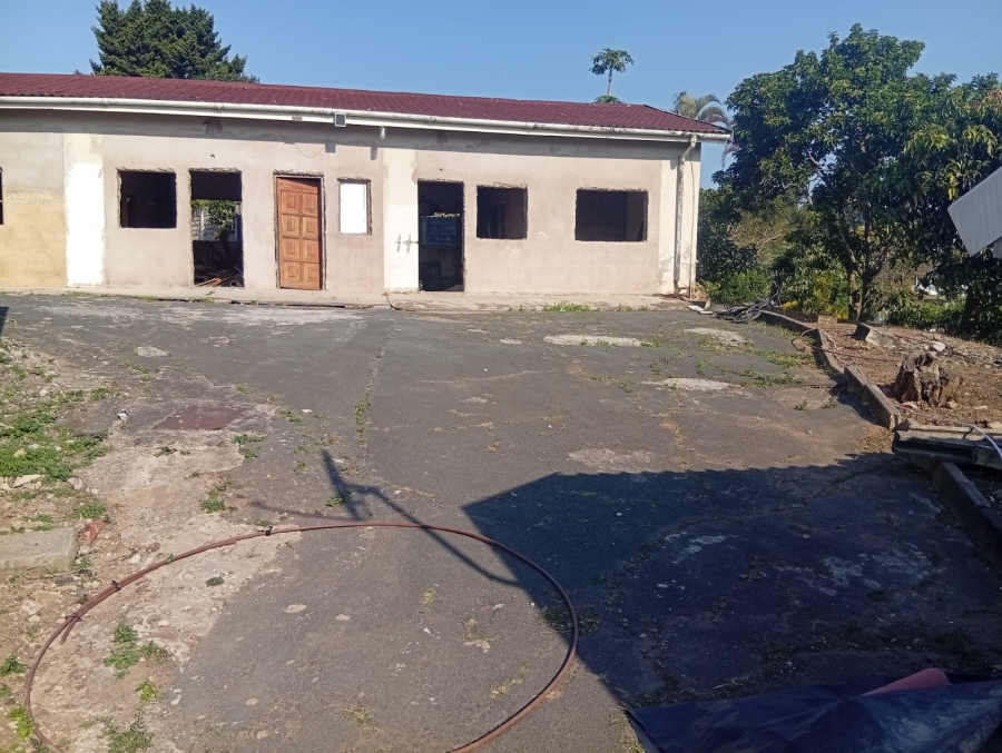 6 Bedroom Property for Sale in Escombe KwaZulu-Natal