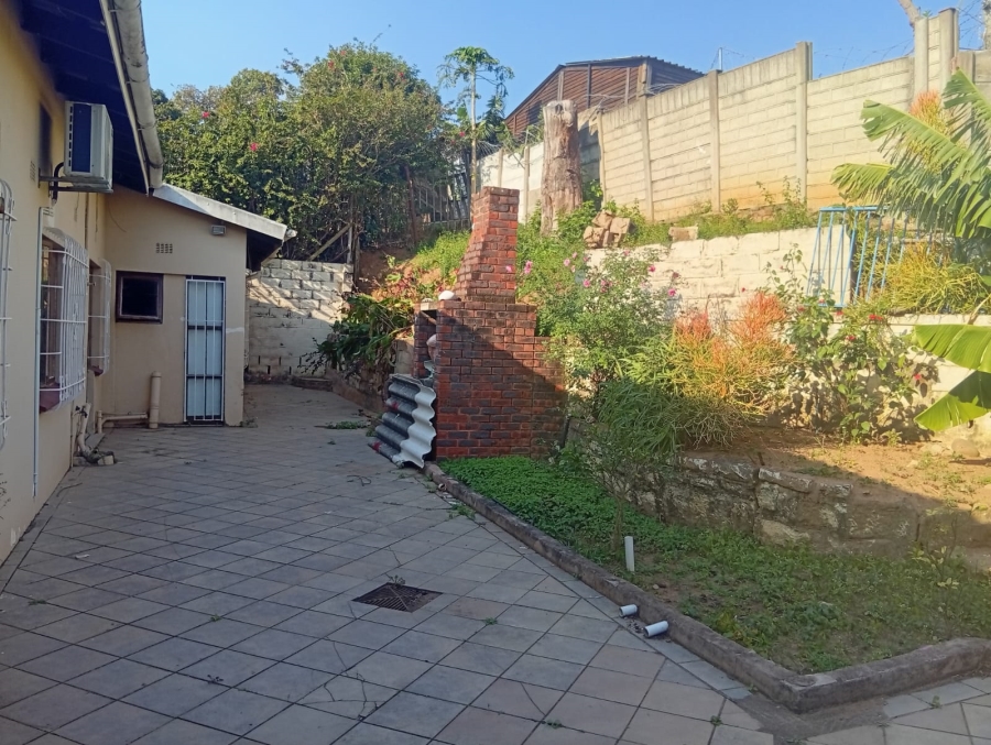 6 Bedroom Property for Sale in Escombe KwaZulu-Natal