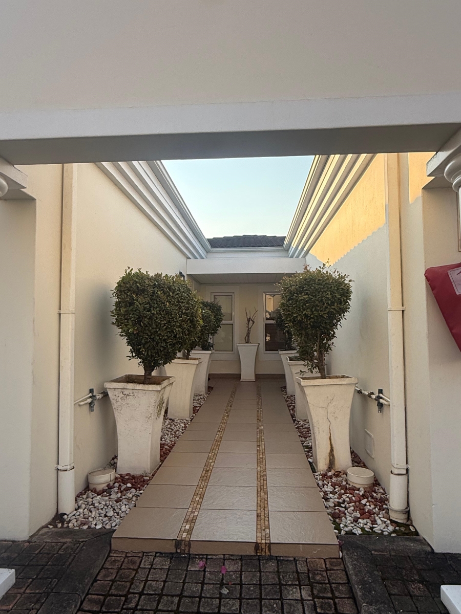 To Let 3 Bedroom Property for Rent in La Lucia Ridge KwaZulu-Natal