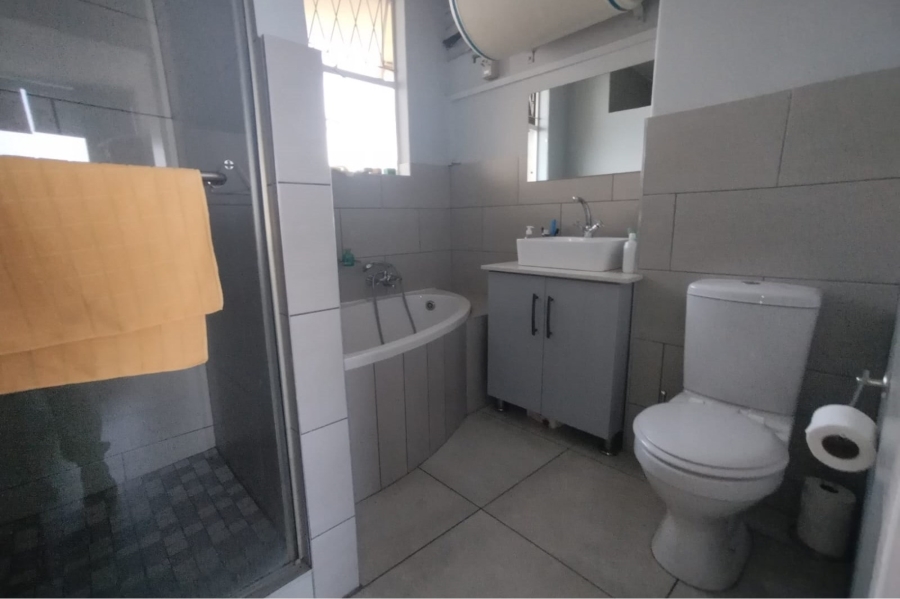 2 Bedroom Property for Sale in Morningside KwaZulu-Natal