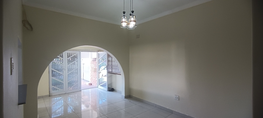 To Let 3 Bedroom Property for Rent in Bluff KwaZulu-Natal