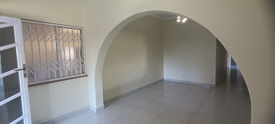 To Let 3 Bedroom Property for Rent in Bluff KwaZulu-Natal