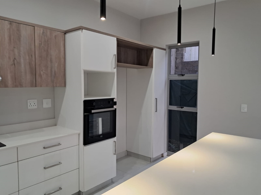 4 Bedroom Property for Sale in Palm Lakes Estate KwaZulu-Natal