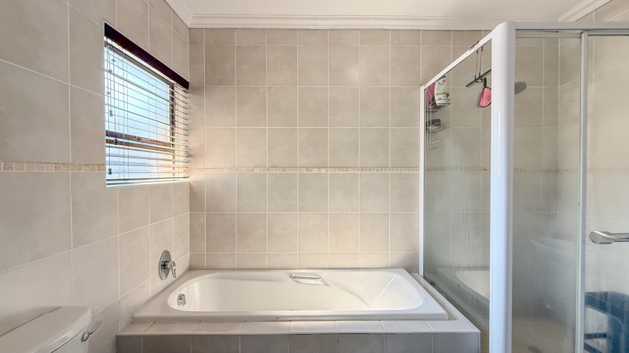 3 Bedroom Property for Sale in Seaward Estate KwaZulu-Natal