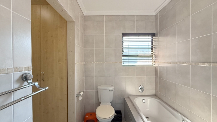 3 Bedroom Property for Sale in Seaward Estate KwaZulu-Natal