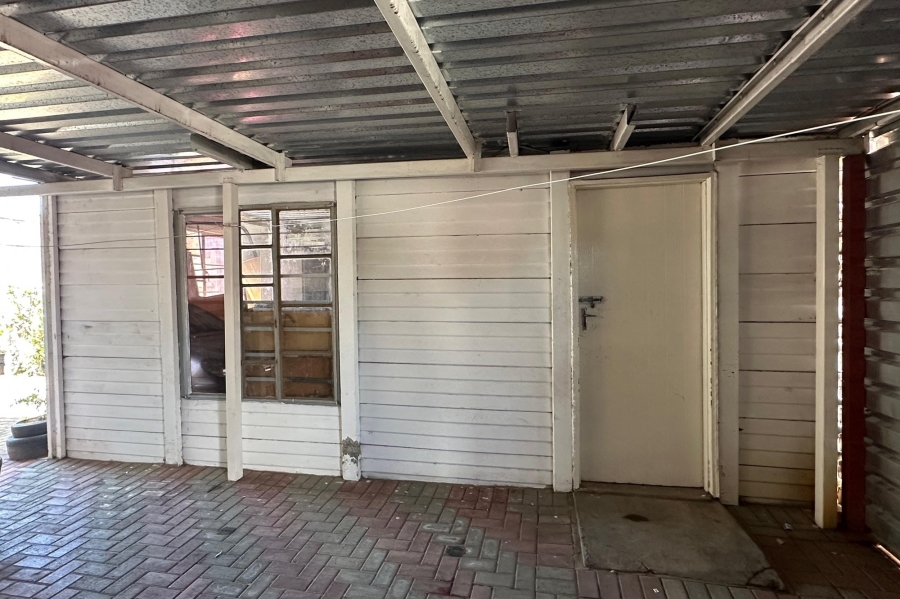5 Bedroom Property for Sale in Lennoxton KwaZulu-Natal