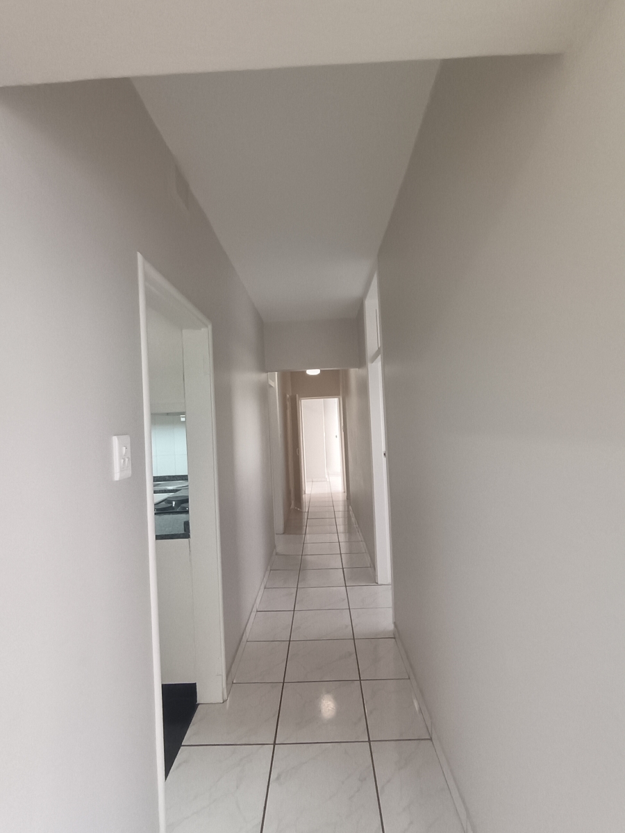 To Let 3 Bedroom Property for Rent in Umhlanga KwaZulu-Natal