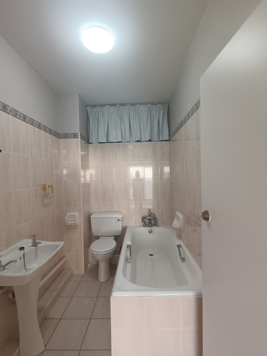 To Let 3 Bedroom Property for Rent in Umhlanga KwaZulu-Natal