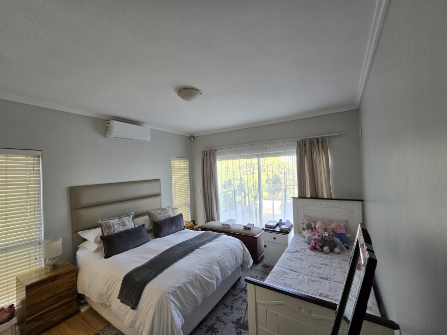 To Let 4 Bedroom Property for Rent in Palm Lakes Estate KwaZulu-Natal