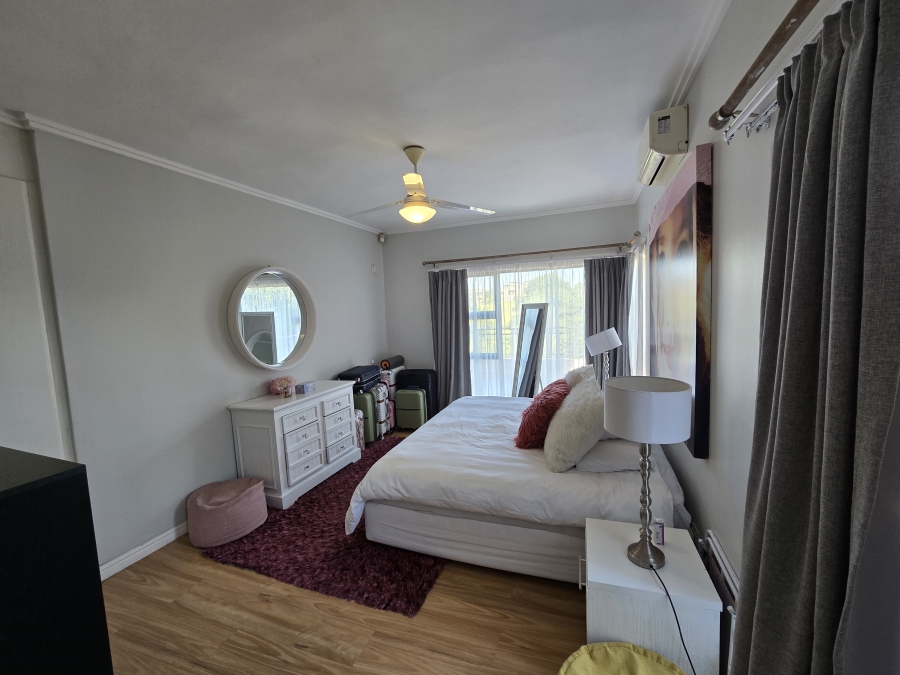 To Let 4 Bedroom Property for Rent in Palm Lakes Estate KwaZulu-Natal