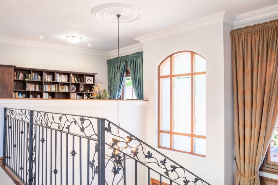 5 Bedroom Property for Sale in Langford Country Estate KwaZulu-Natal