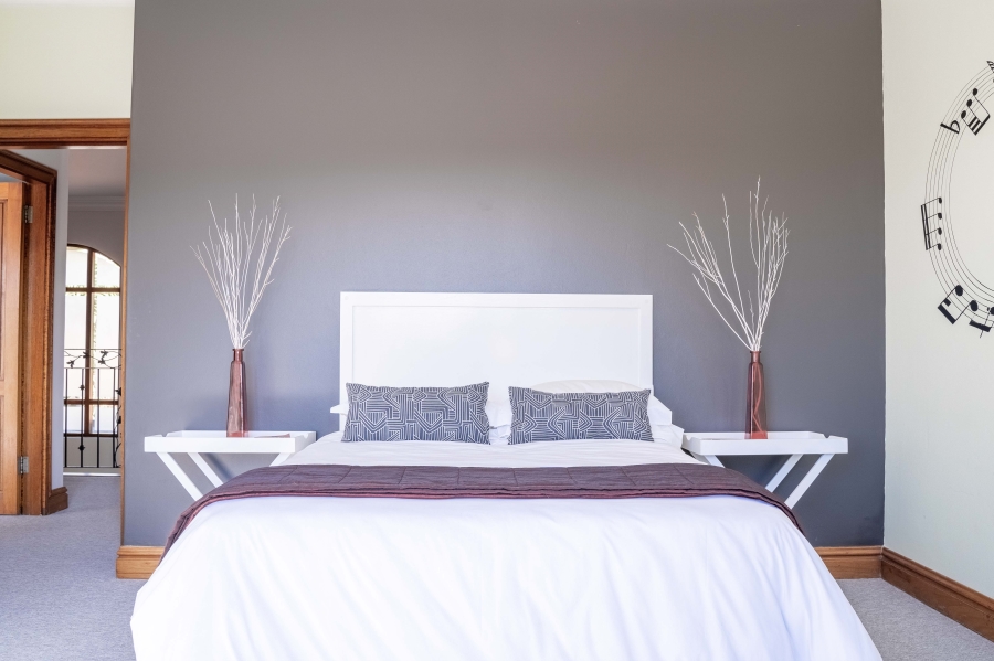 5 Bedroom Property for Sale in Langford Country Estate KwaZulu-Natal