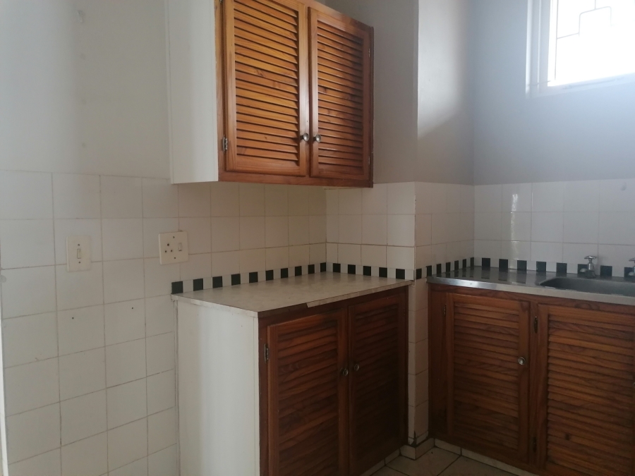 To Let 1 Bedroom Property for Rent in Pinetown KwaZulu-Natal