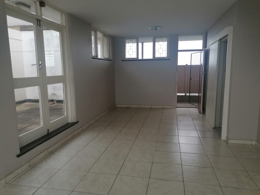 To Let 1 Bedroom Property for Rent in Pinetown KwaZulu-Natal