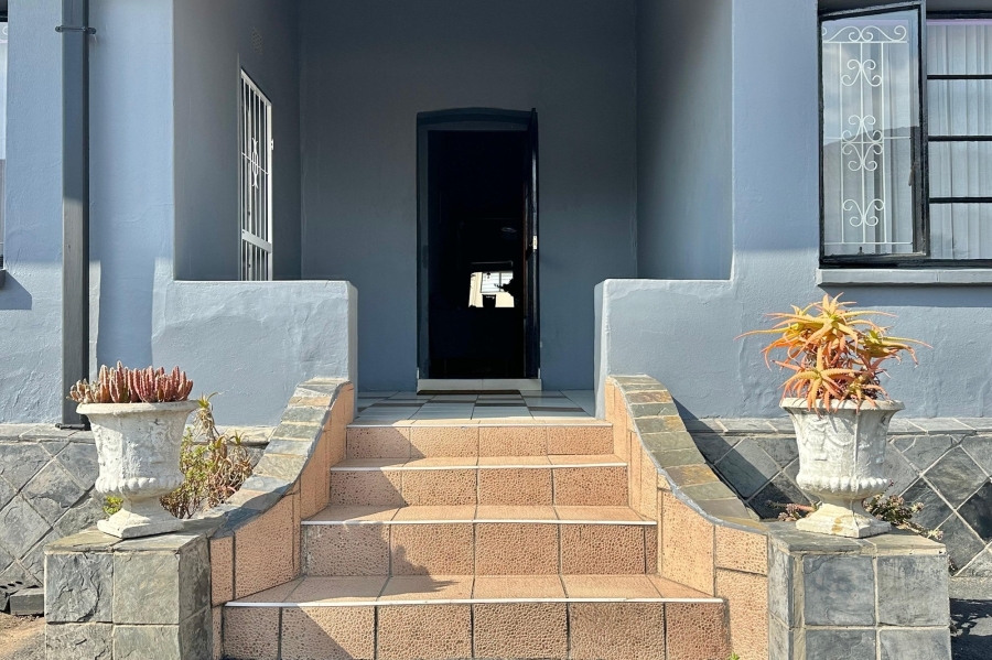 4 Bedroom Property for Sale in Lennoxton KwaZulu-Natal