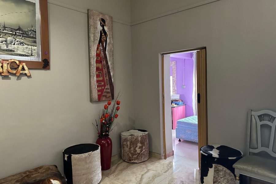 4 Bedroom Property for Sale in Lennoxton KwaZulu-Natal