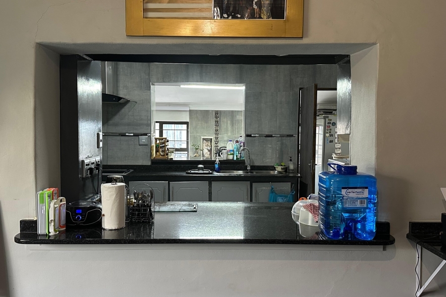4 Bedroom Property for Sale in Lennoxton KwaZulu-Natal