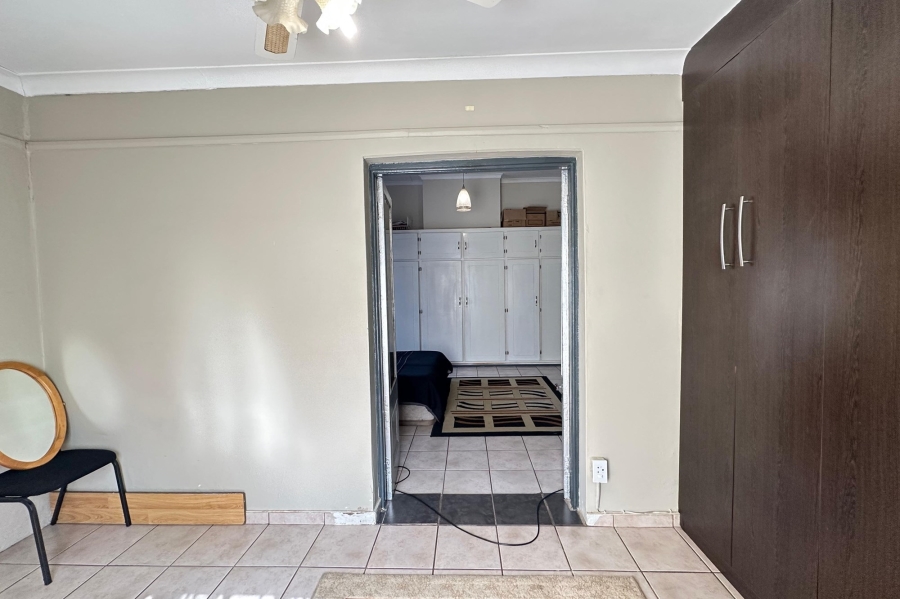 4 Bedroom Property for Sale in Lennoxton KwaZulu-Natal