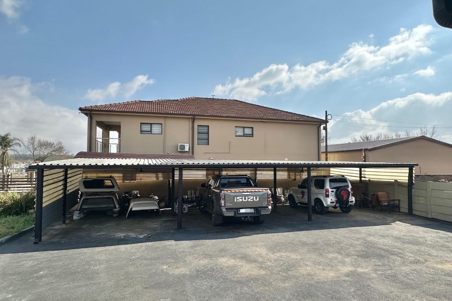 4 Bedroom Property for Sale in Lennoxton KwaZulu-Natal