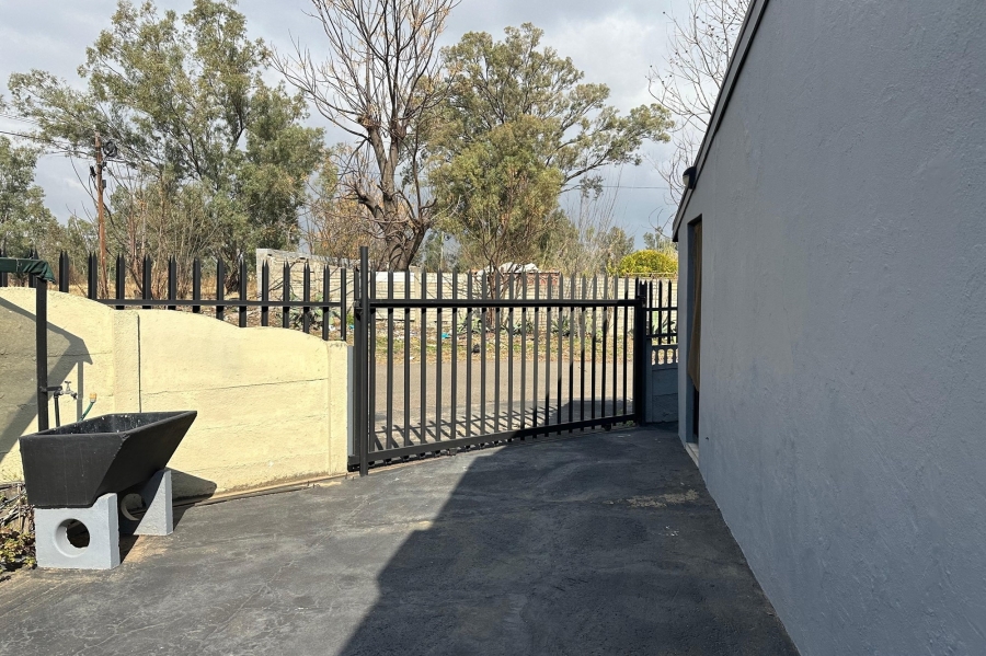 4 Bedroom Property for Sale in Lennoxton KwaZulu-Natal
