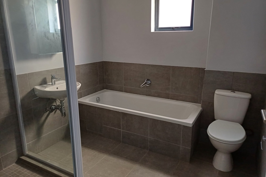 To Let 2 Bedroom Property for Rent in Umbogintwini KwaZulu-Natal