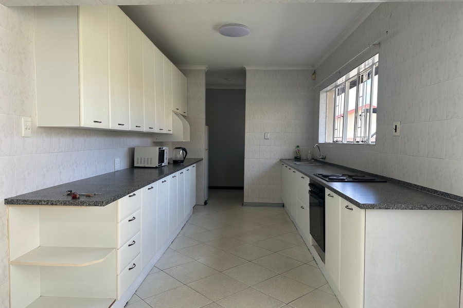 3 Bedroom Property for Sale in Huttenheights KwaZulu-Natal