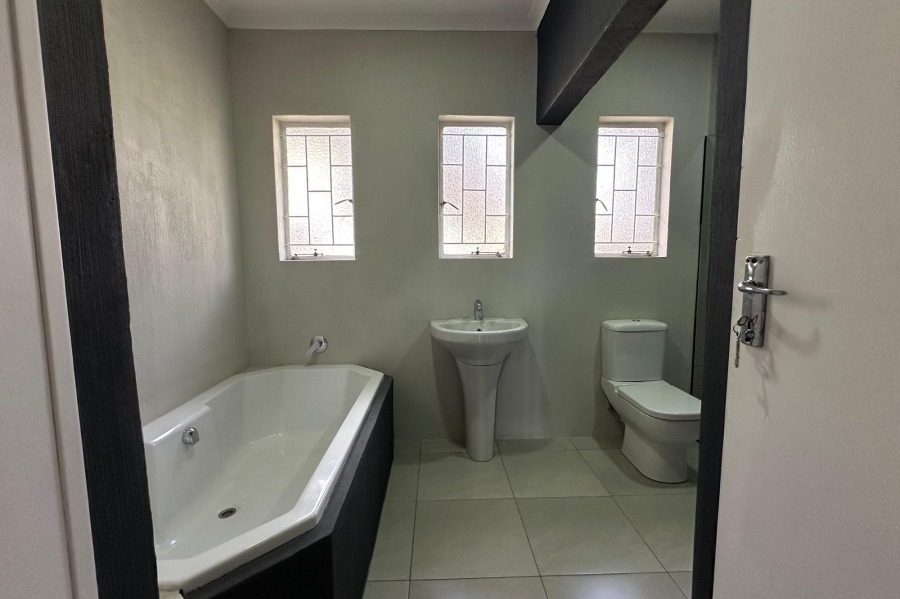 3 Bedroom Property for Sale in Huttenheights KwaZulu-Natal