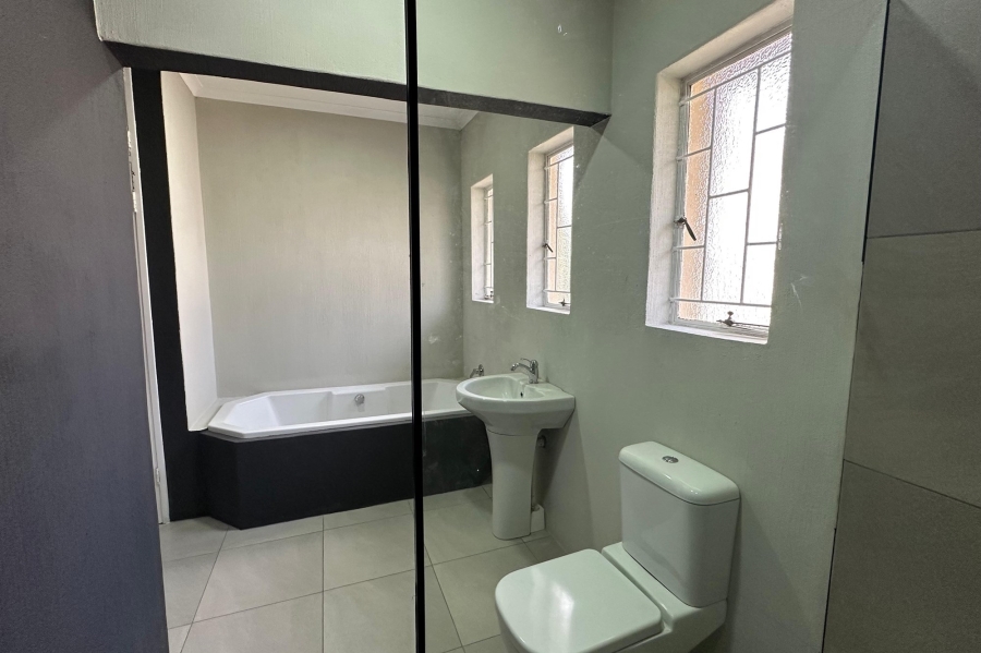 3 Bedroom Property for Sale in Huttenheights KwaZulu-Natal