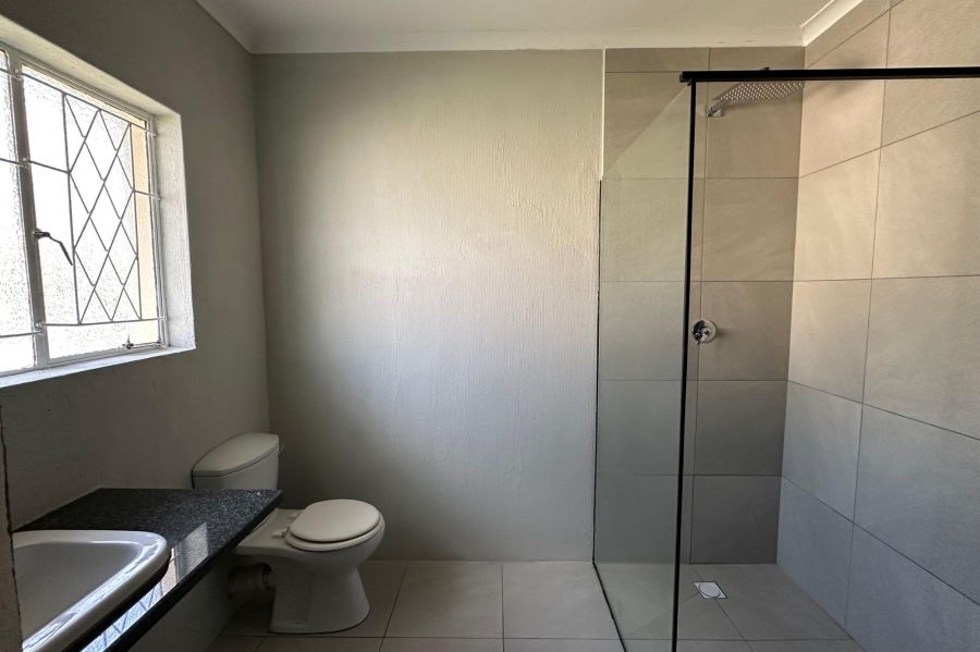 3 Bedroom Property for Sale in Huttenheights KwaZulu-Natal