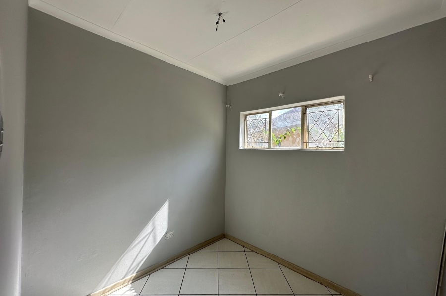 3 Bedroom Property for Sale in Huttenheights KwaZulu-Natal