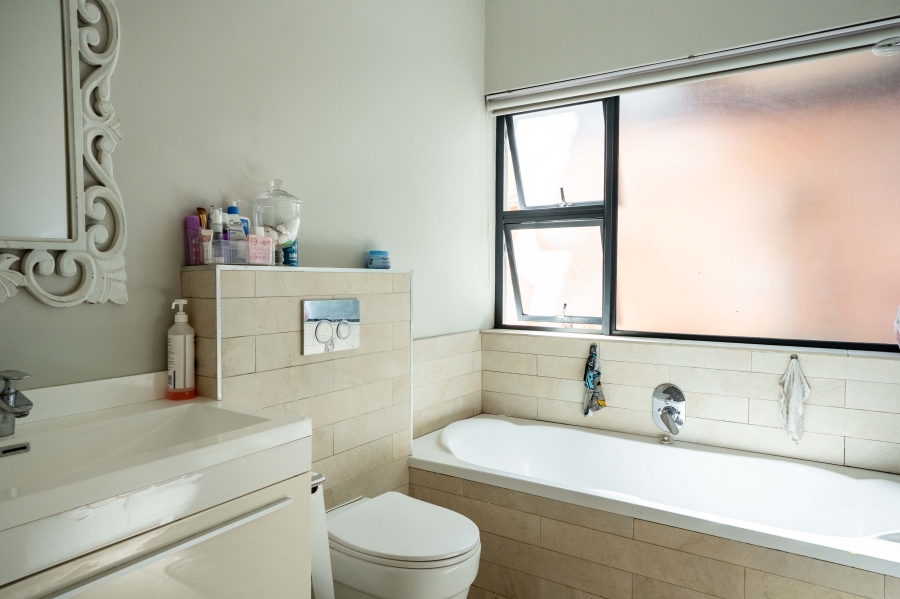 3 Bedroom Property for Sale in Winston Park KwaZulu-Natal