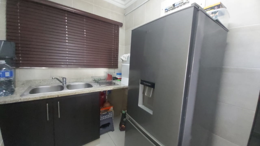 3 Bedroom Property for Sale in Brighton Beach KwaZulu-Natal