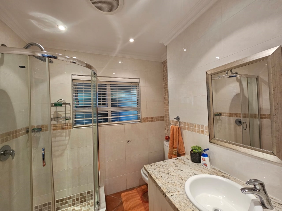 3 Bedroom Property for Sale in Ballito Central KwaZulu-Natal
