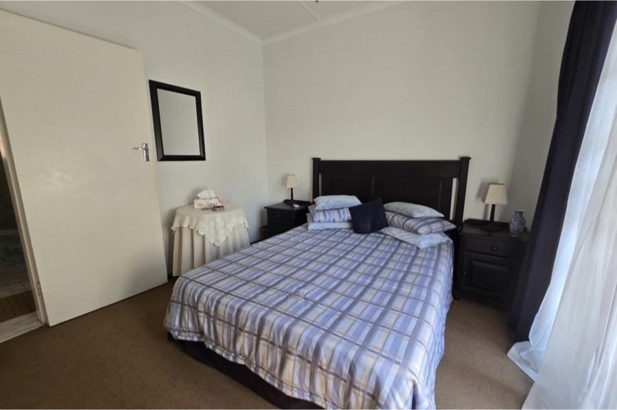 3 Bedroom Property for Sale in Meer En See KwaZulu-Natal