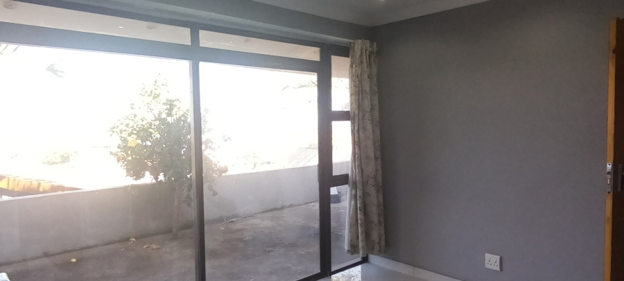 To Let 2 Bedroom Property for Rent in Bluff KwaZulu-Natal