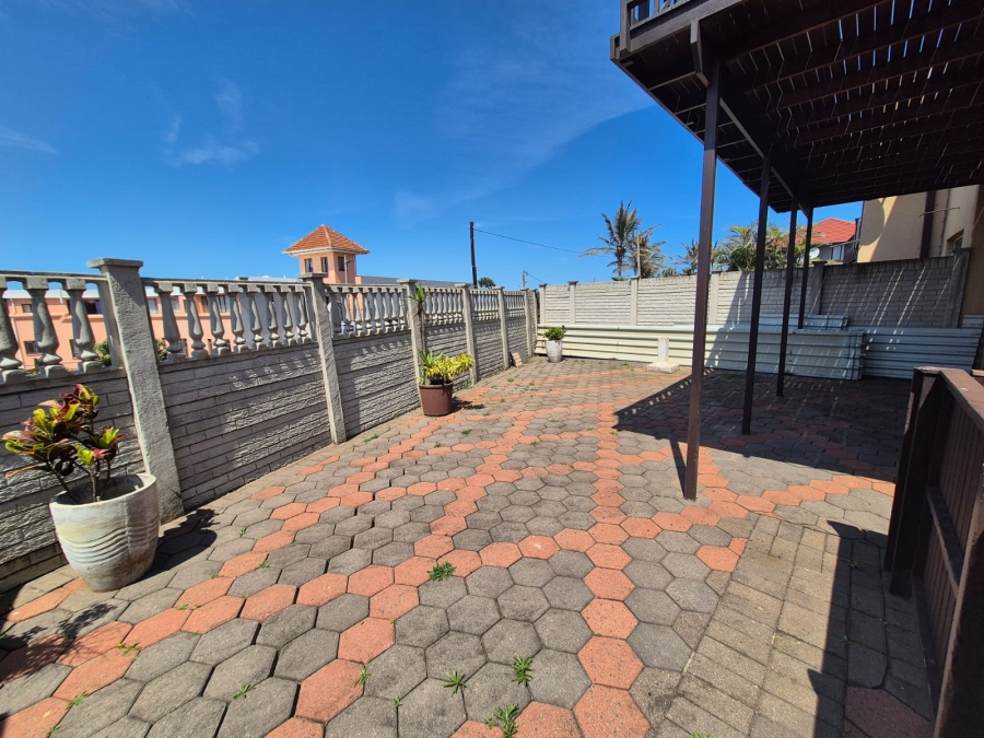 To Let 3 Bedroom Property for Rent in Bluff KwaZulu-Natal