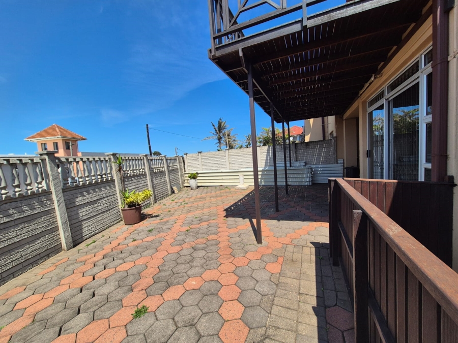 To Let 3 Bedroom Property for Rent in Bluff KwaZulu-Natal
