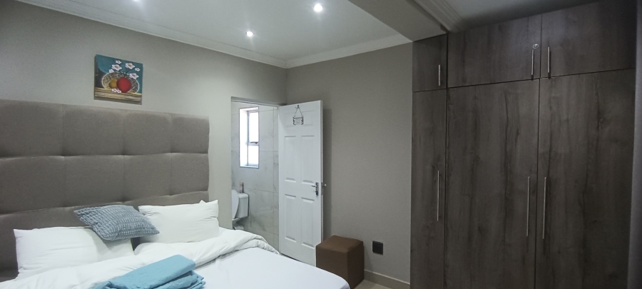 To Let 4 Bedroom Property for Rent in Bluff KwaZulu-Natal