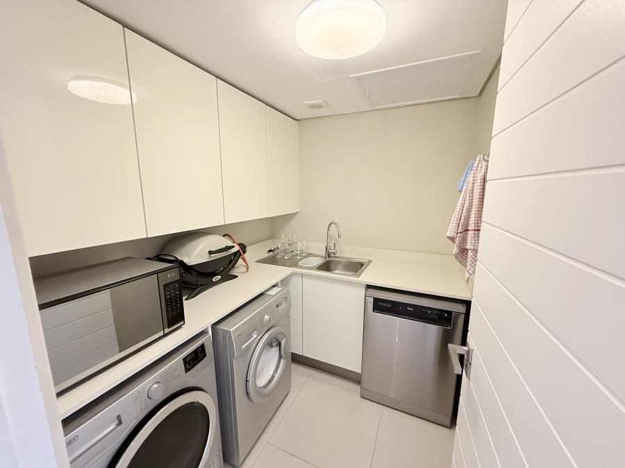 To Let 3 Bedroom Property for Rent in Umhlanga Ridge KwaZulu-Natal