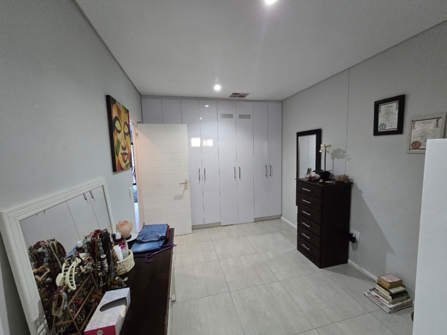 2 Bedroom Property for Sale in Ballito Central KwaZulu-Natal