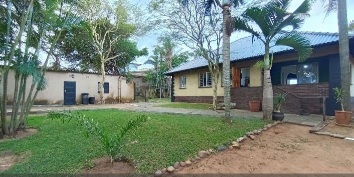 4 Bedroom Property for Sale in Amanzimtoti KwaZulu-Natal