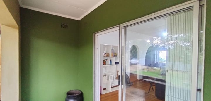 4 Bedroom Property for Sale in Amanzimtoti KwaZulu-Natal