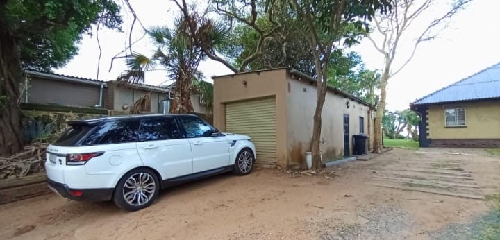4 Bedroom Property for Sale in Amanzimtoti KwaZulu-Natal